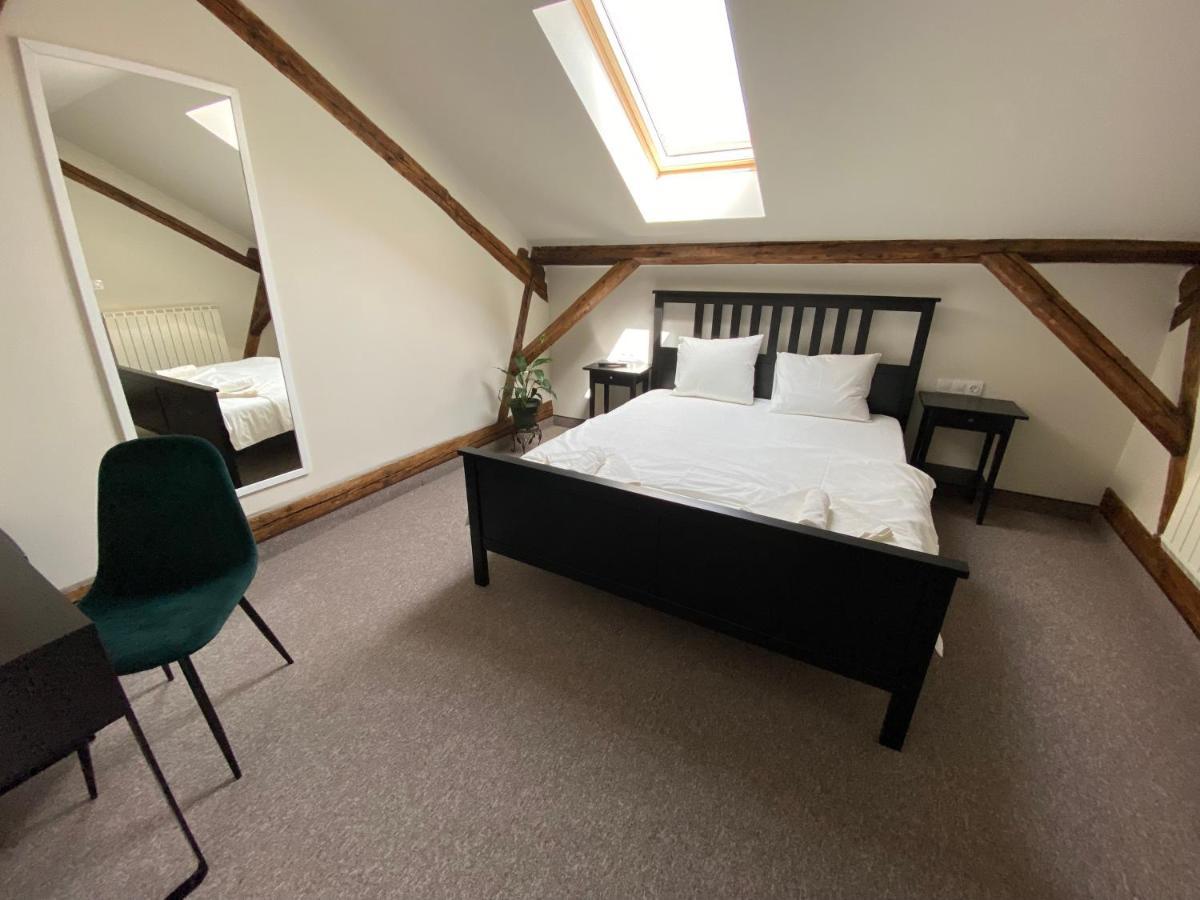 Boutique Rooms With Parking Gran Varadino Esterno foto