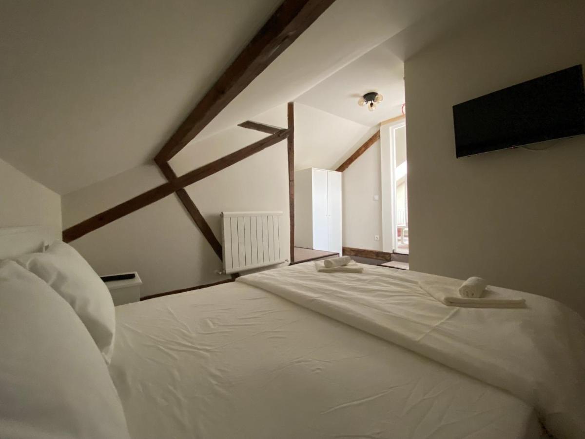 Boutique Rooms With Parking Gran Varadino Esterno foto