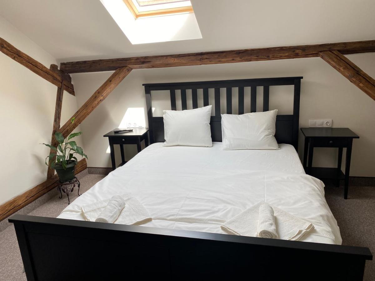 Boutique Rooms With Parking Gran Varadino Esterno foto