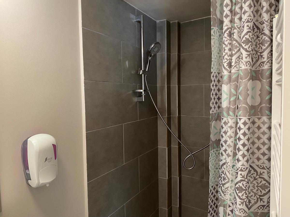 Boutique Rooms With Parking Gran Varadino Esterno foto