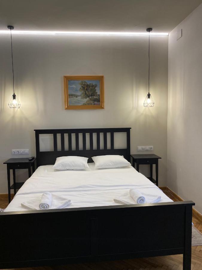 Boutique Rooms With Parking Gran Varadino Esterno foto