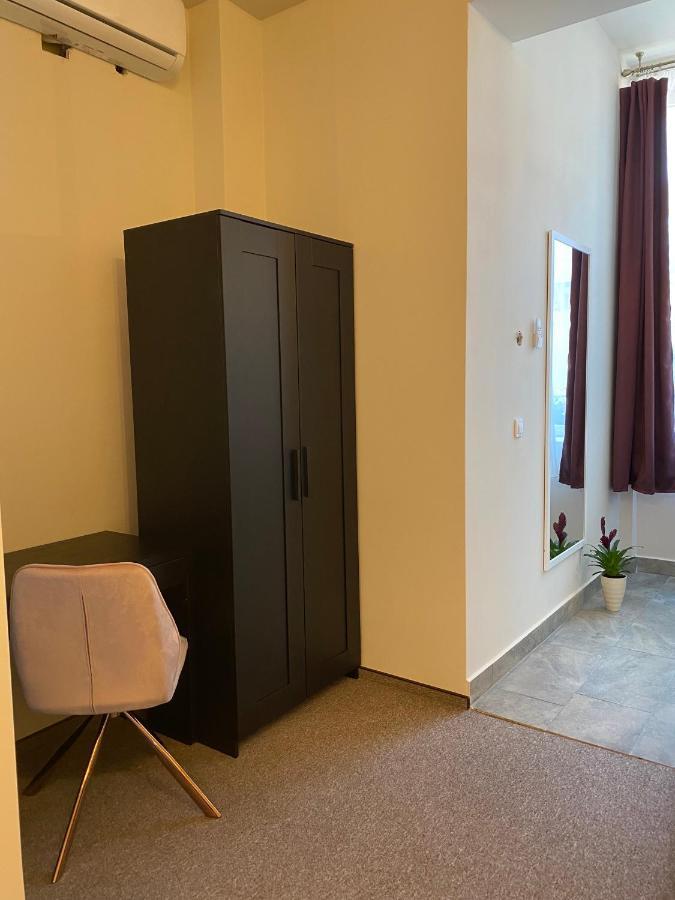 Boutique Rooms With Parking Gran Varadino Esterno foto