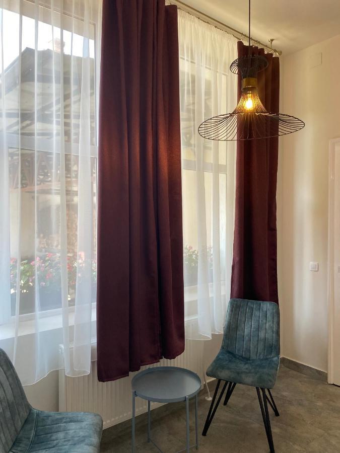 Boutique Rooms With Parking Gran Varadino Esterno foto