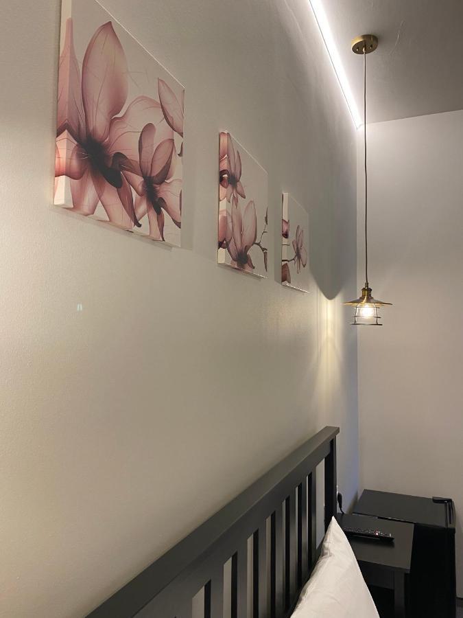 Boutique Rooms With Parking Gran Varadino Esterno foto